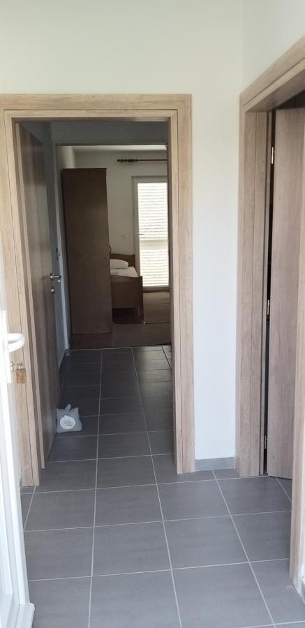 Apartments Boljat โตรกีร์ ภายนอก รูปภาพ