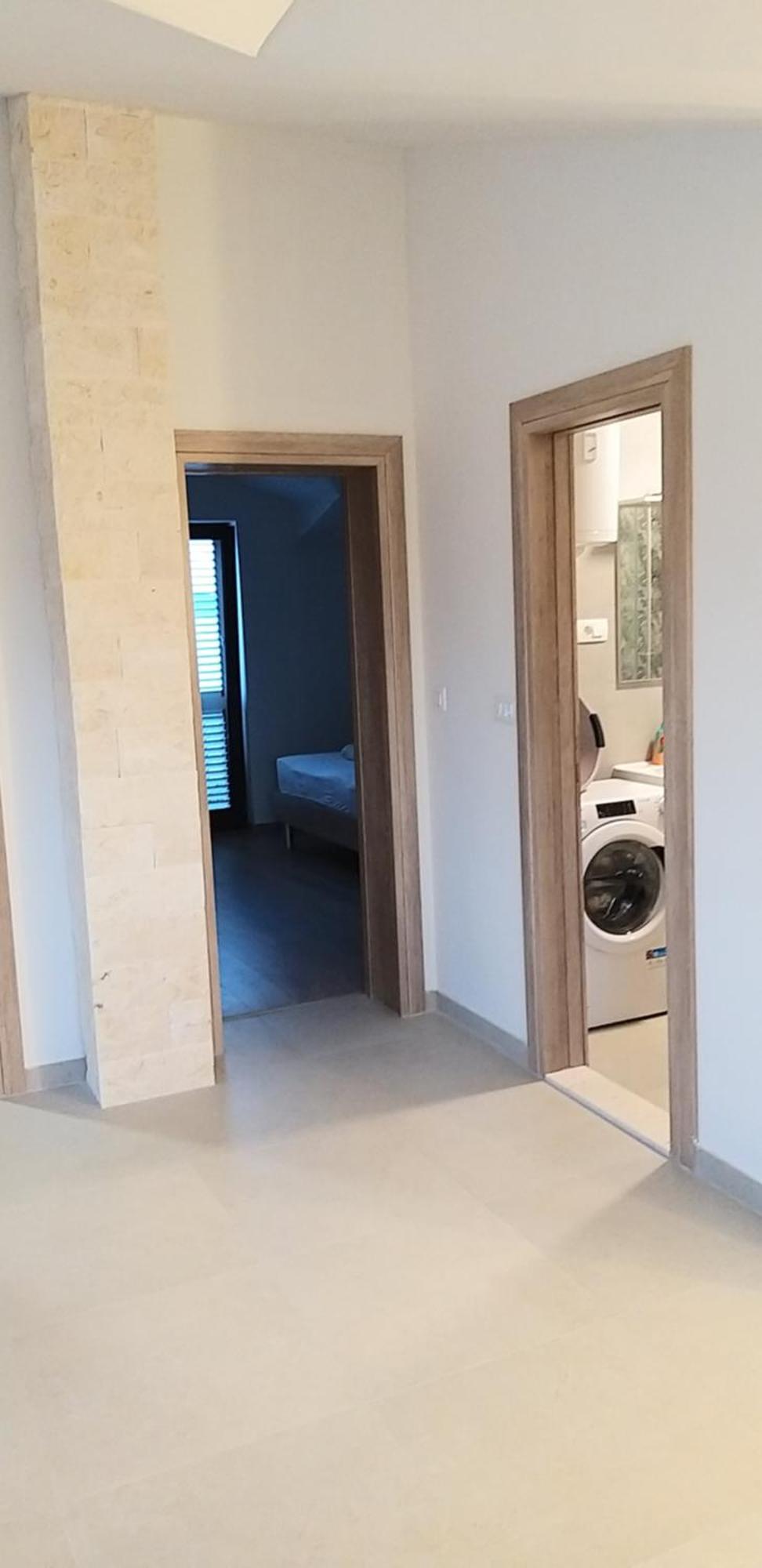 Apartments Boljat โตรกีร์ ภายนอก รูปภาพ